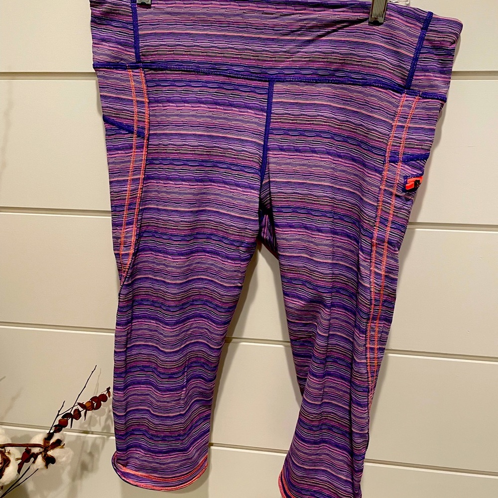 Lululemon crop leggings